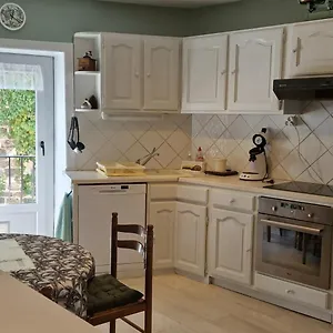 120 M² Duplex Coeur Historique Au Calme Appartement